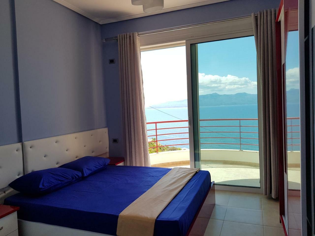 Apartment Of Beautiful Dreams Over The Sea Sarande Exterior photo